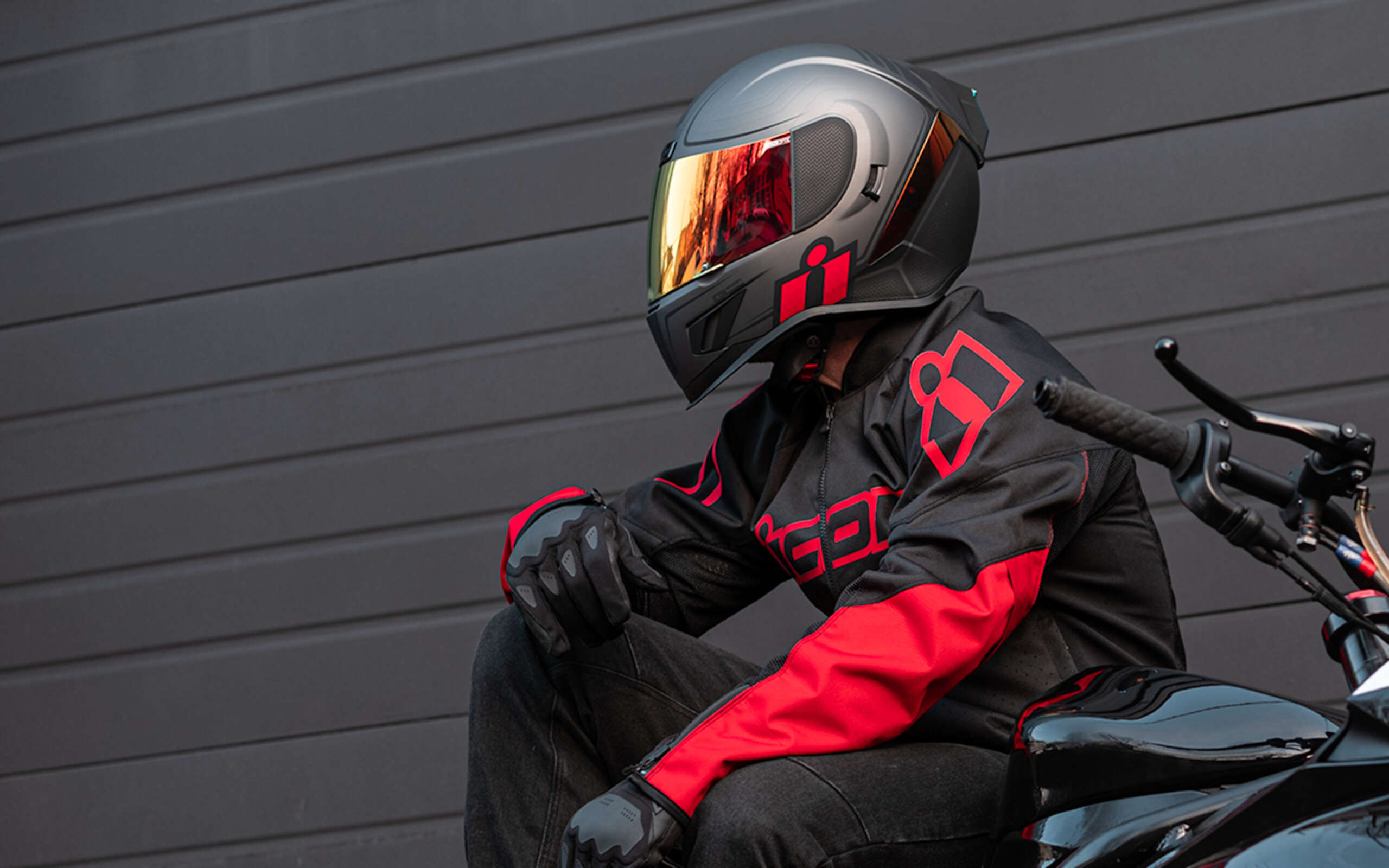 Motorcycle Jackets for Beginners – Stay Stylish and Safe on the Road
